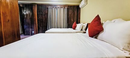 Sun&Roots Lodge Restaurant and Bar