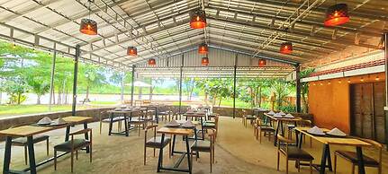 Sun&Roots Lodge Restaurant and Bar