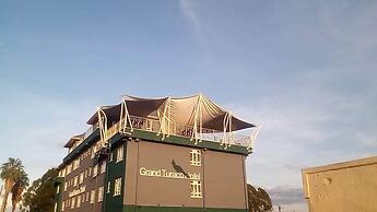 Grand Turaco Hotel