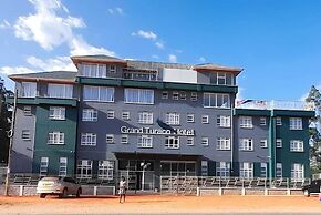 Grand Turaco Hotel