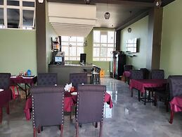 Grand Turaco Hotel