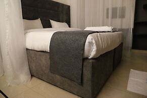 Grand Turaco Hotel