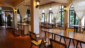 ZZZ Hostel & Restaurant