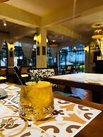 ZZZ Hostel & Restaurant