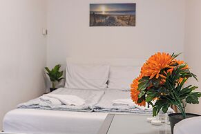 Comfortable 3BR Apt Danube Millennium