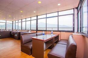 Hotel Om