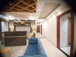 Hotel Scarlet