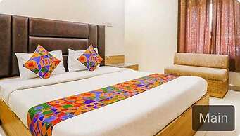 Hotel Royal Aanandam