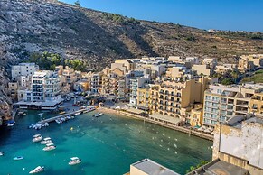 Stylish Apartment - Breathtaking Views in Xlendi