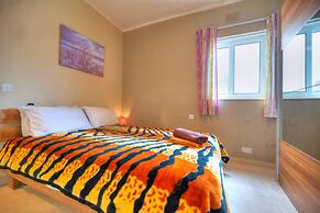 Spacious Apartment With Pool in Misrah Simar Qala