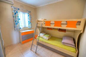 Spacious Apartment With Pool in Misrah Simar Qala