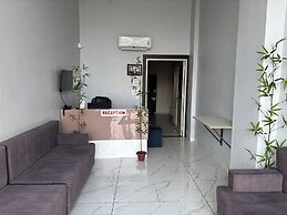 Hotel Aashiyana