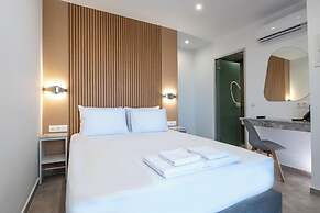 AIRSCAPE HOTEL FREE SHUTTLE ATH AIRPORT