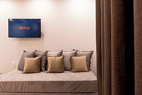 AIRSCAPE HOTEL FREE SHUTTLE ATH AIRPORT