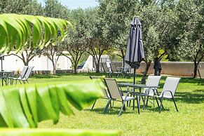 AIRSCAPE HOTEL FREE SHUTTLE ATH AIRPORT