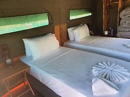 RiverScape Inn Tented Guest House