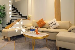 N to M Cozy House