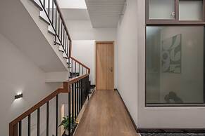 N to M Cozy House