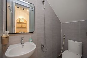 N to M Cozy House