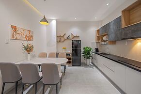 N to M Cozy House