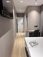 Hotel Golden Madrid