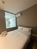 Hotel Golden Madrid