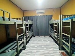 Yelcalibre Room Rentals