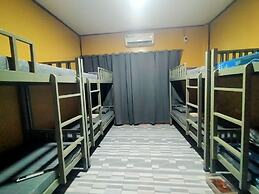 Yelcalibre Room Rentals