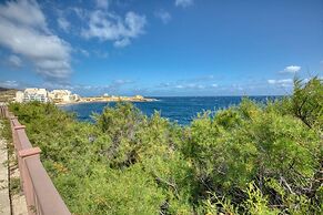 Gozo Escape With Balcony BBQ Peaceful Views
