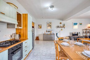 Gozo Escape With Balcony BBQ Peaceful Views