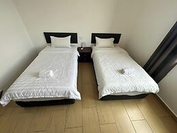 Glistar Hotel