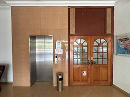 Glistar Hotel
