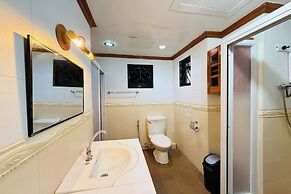 Mountain Transient Lodge