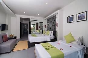 Angkor Home 27