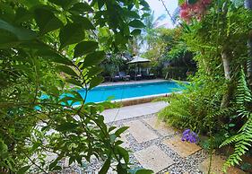 Angkor Home 27