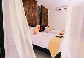 Angkor Home 27