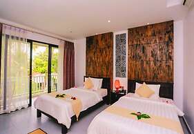 Angkor Home 27