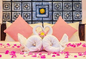 Angkor Home 27