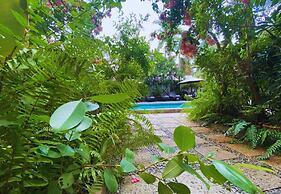 Angkor Home 27