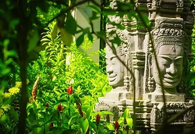 Angkor Home 27