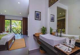 Angkor Home 27