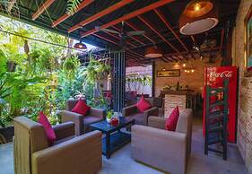 Angkor Home 27