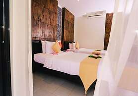 Angkor Home 27