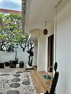 Luma Guesthouse by Verdana Homes
