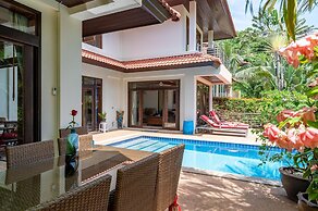 4BR Villa beach walking distance KBR44