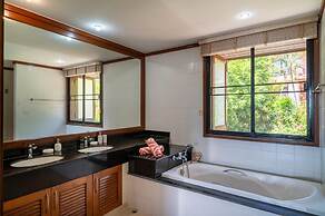 4BR Villa beach walking distance KBR44