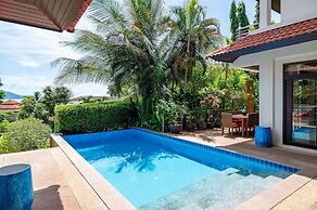 4BR Villa beach walking distance KBR44