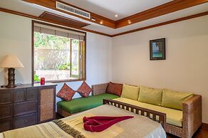 4BR Villa beach walking distance KBR44