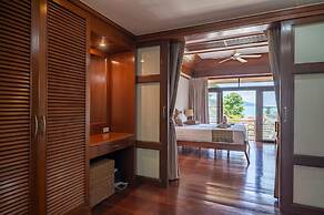 4BR Villa beach walking distance KBR44