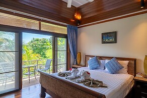 4BR Villa beach walking distance KBR44
